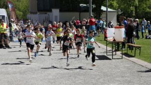 Auch Kinder nahmen an den Laufwettbewerben teil. Foto: Albert M. Kraushaar